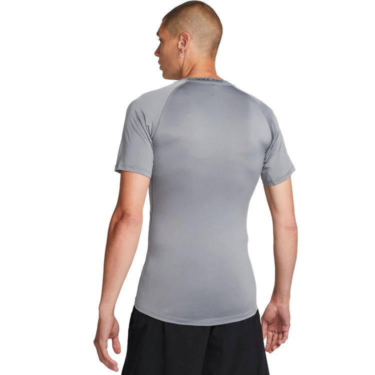 camiseta-nike-pro-dri-fit-tight-smoke-grey-black-1