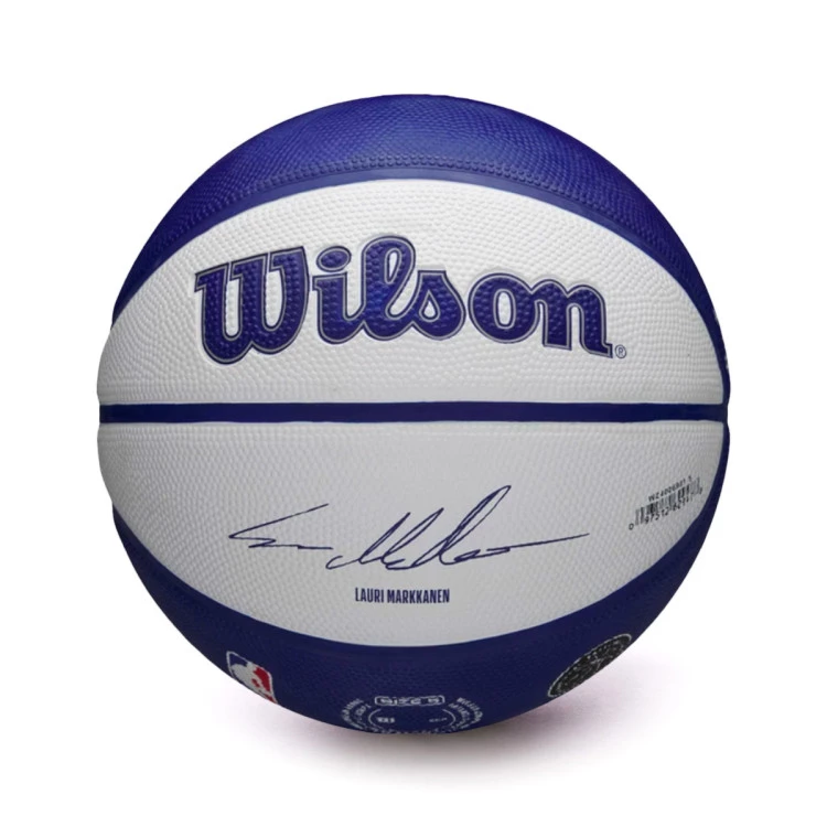 balon-wilson-nba-player-local-lauri-markkanen-red-white-gold-0