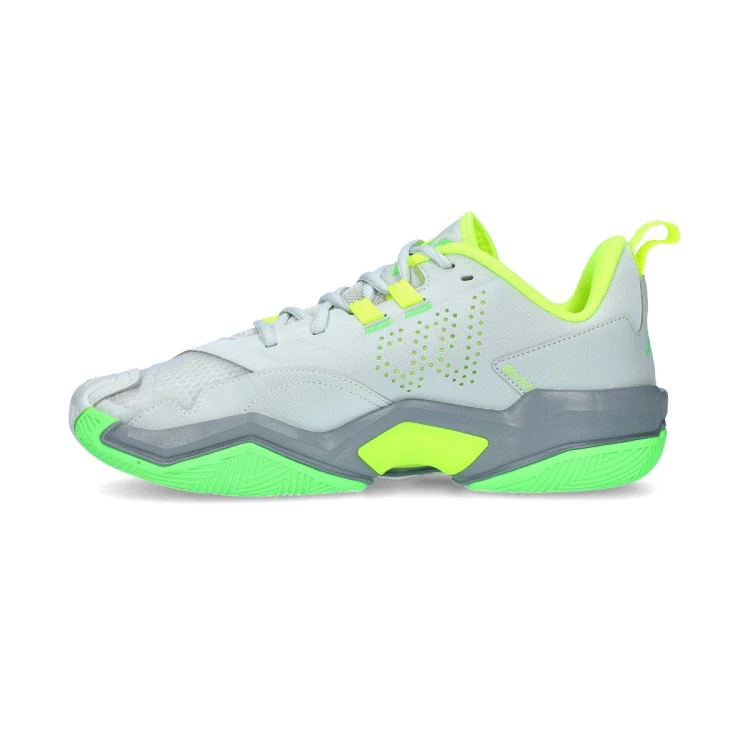 zapatillas-jordan-one-take-4-light-silver-green-strike-volt-2