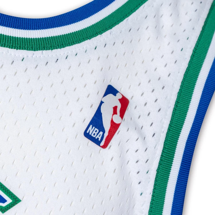 camiseta-mitchellness-swingman-jersey-dallas-mavericks-dirk-nowitzki-1998-99-white-white-4