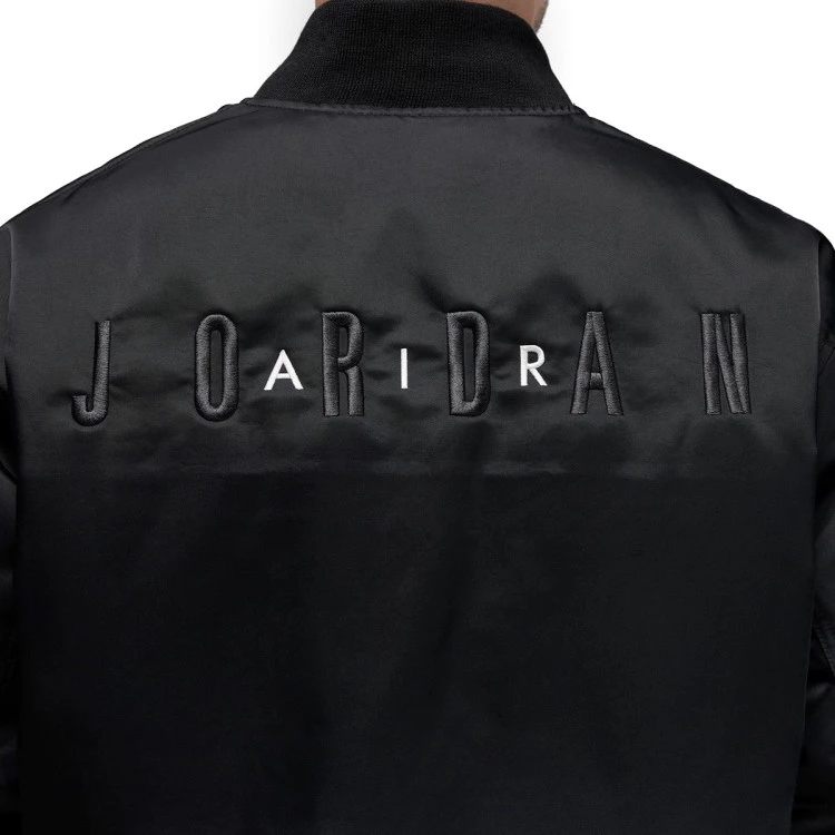 chaqueta-jordan-jordan-essentials-black-4