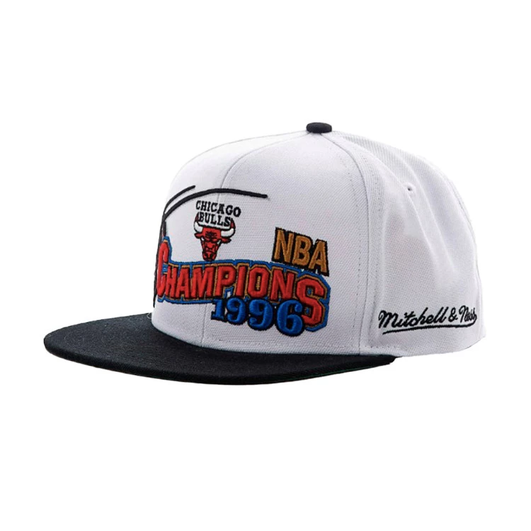 gorra-mitchellness-champions-wave-2t-snapback-chicago-bulls-1996-white-black-0