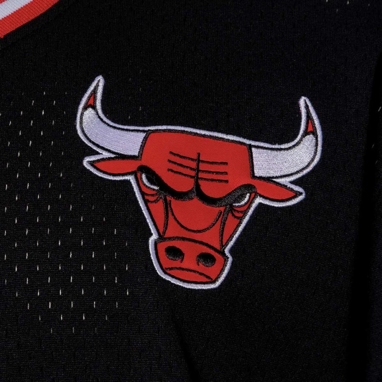 camiseta-mitchellness-fashion-mesh-v-neck-chicago-bulls-negro-2