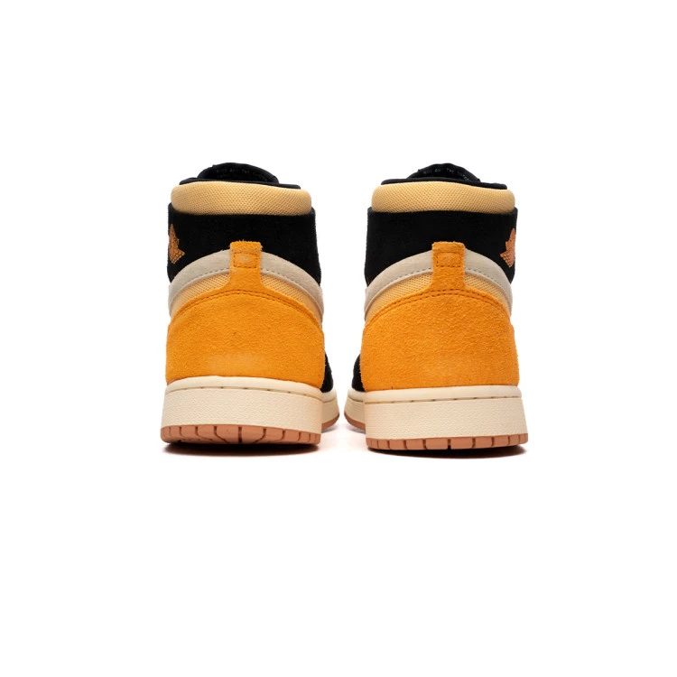 zapatilla-jordan-air-jordan-1-zoom-comfort-2-muslin-celestial-gold-black-vivid-orange-4