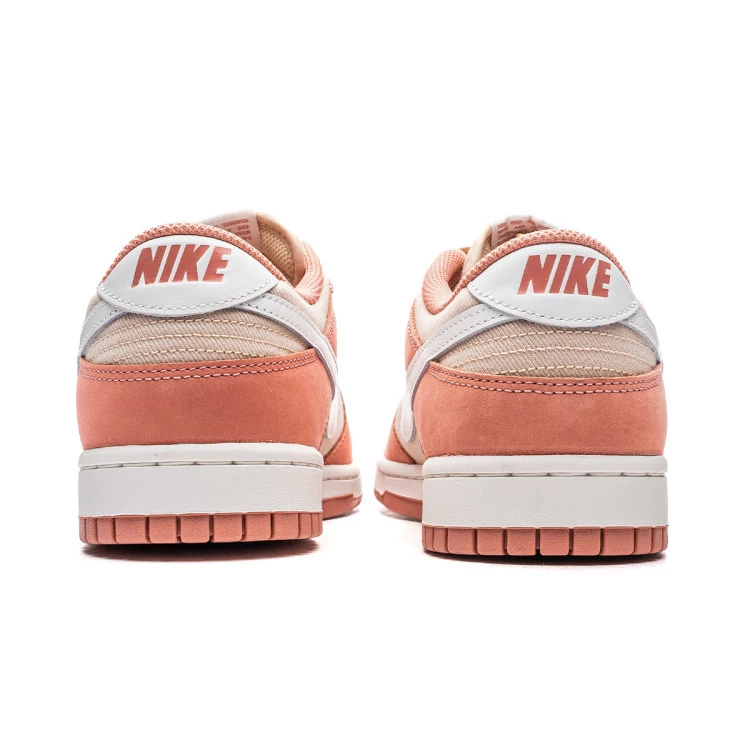 zapatilla-nike-dunk-low-retro-premium-red-stardust-summit-white-sanddrif-4