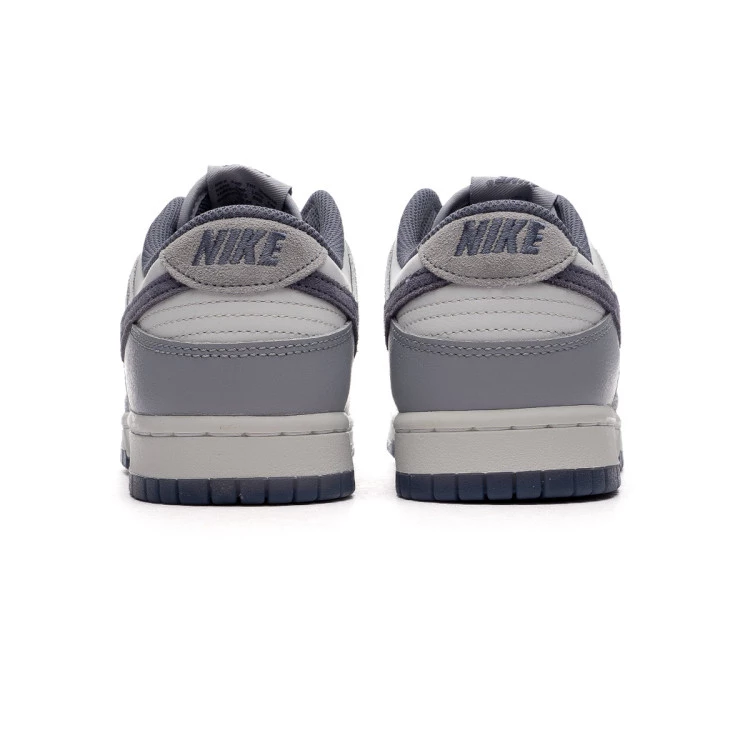 zapatilla-nike-dunk-low-retro-se-white-light-carbon-platinum-tin-4