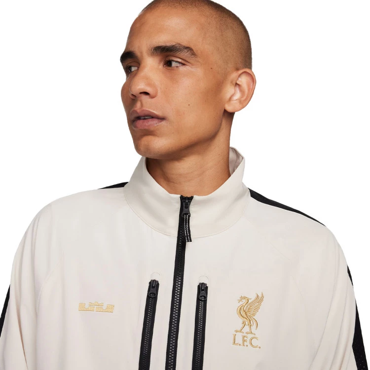 chandal-nike-lebron-james-x-lfc-lt-orewood-brn-truly-gold-2