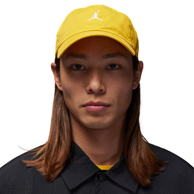 gorra-jordan-club-jumpman-yellow-ochre-white-0