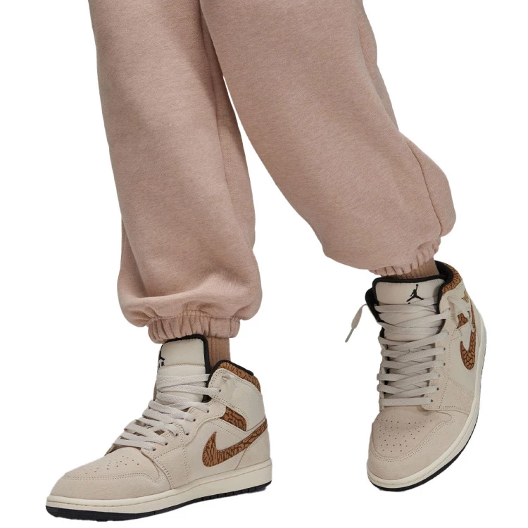 pantalon-largo-jordan-flight-fleece-mujer-legend-md-brown-htr-3