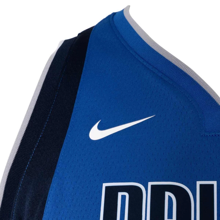 camiseta-nike-dallas-mavericks-icon-swingman-kyrie-irving-nino-azul-electrico-4