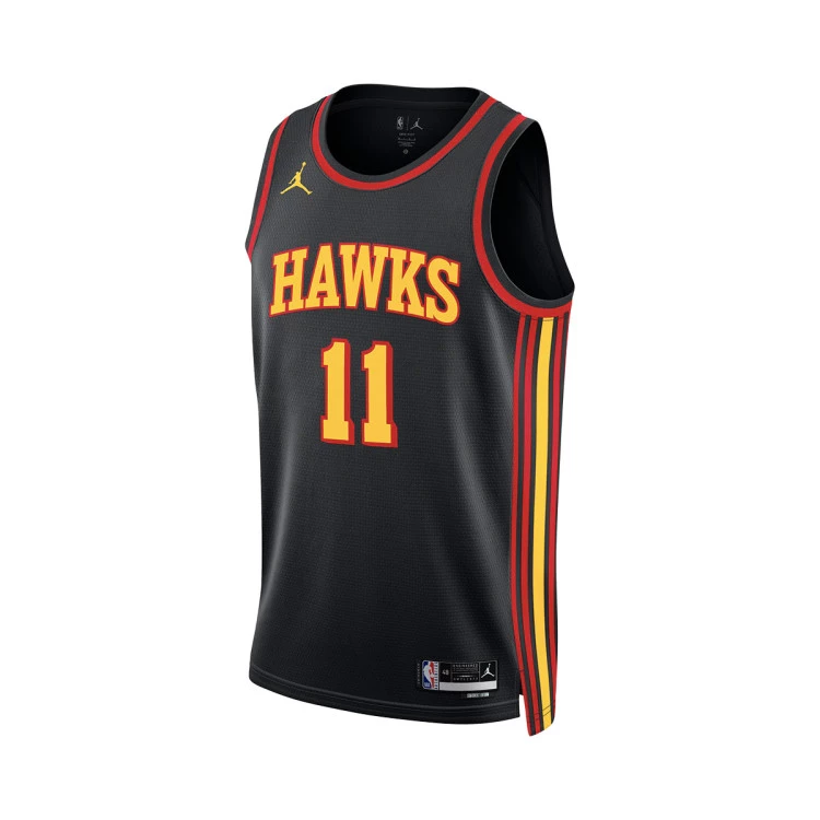 camiseta-jordan-atlanta-hawks-swingman-jersey-trae-young-statement-edition-nino-black-yellow-red-0