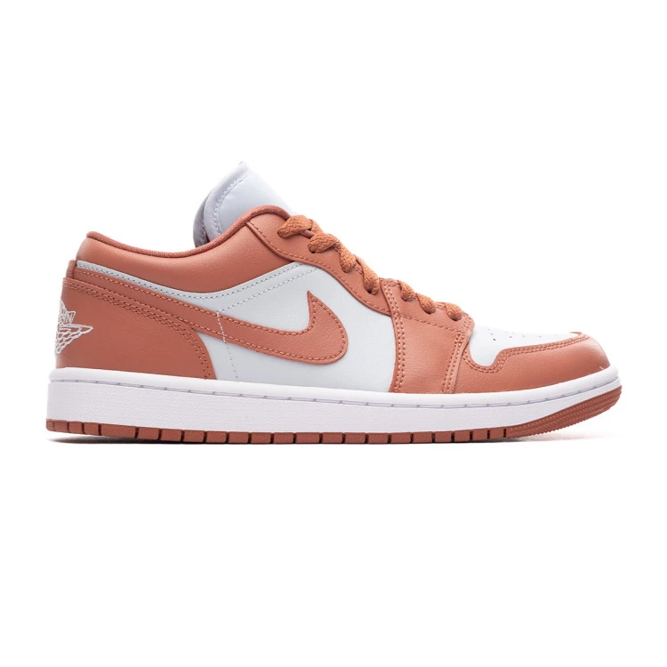 zapatilla-jordan-air-jordan-1-low-mujer-pure-platinum-sky-j-orange-white-1