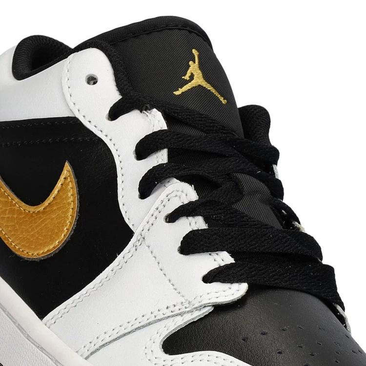 zapatilla-jordan-air-jordan-1-low-white-metallic-gold-black-7