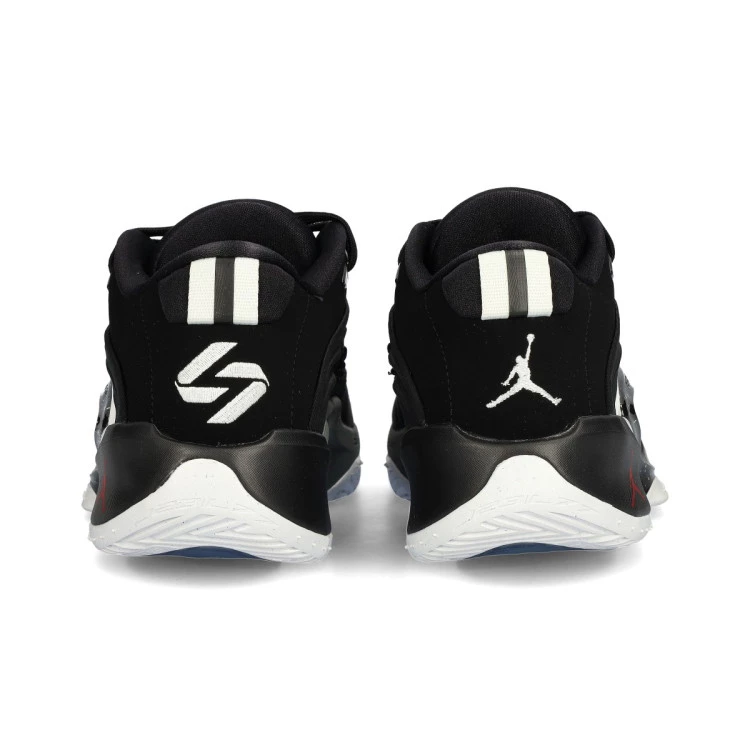 zapatillas-jordan-luka-3-speedway-black-white-siren-red-smoke-grey-4