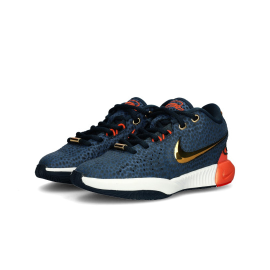 Nike lebron azul hotsell