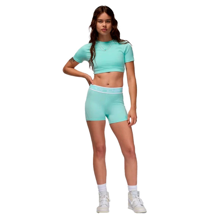 malla-jordan-corta-sport-mujer-light-dew-hyper-turq-4