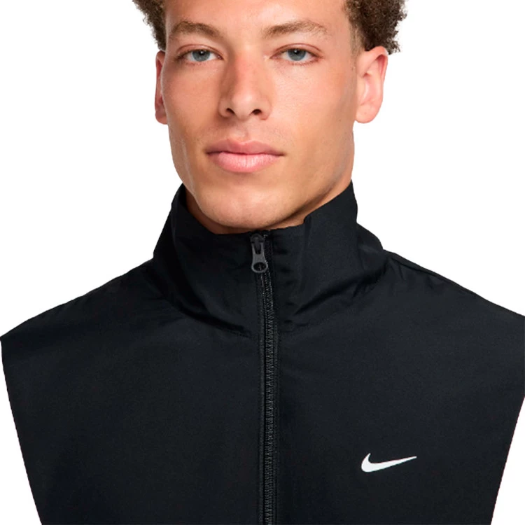 chaqueta-nike-dri-fit-woven-icon-starting-five-black-black-white-white-2