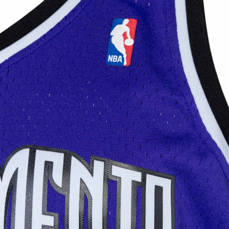 camiseta-mitchellness-swingman-jersey-s.-kings-p.-stojakovic-2002-purpura-5