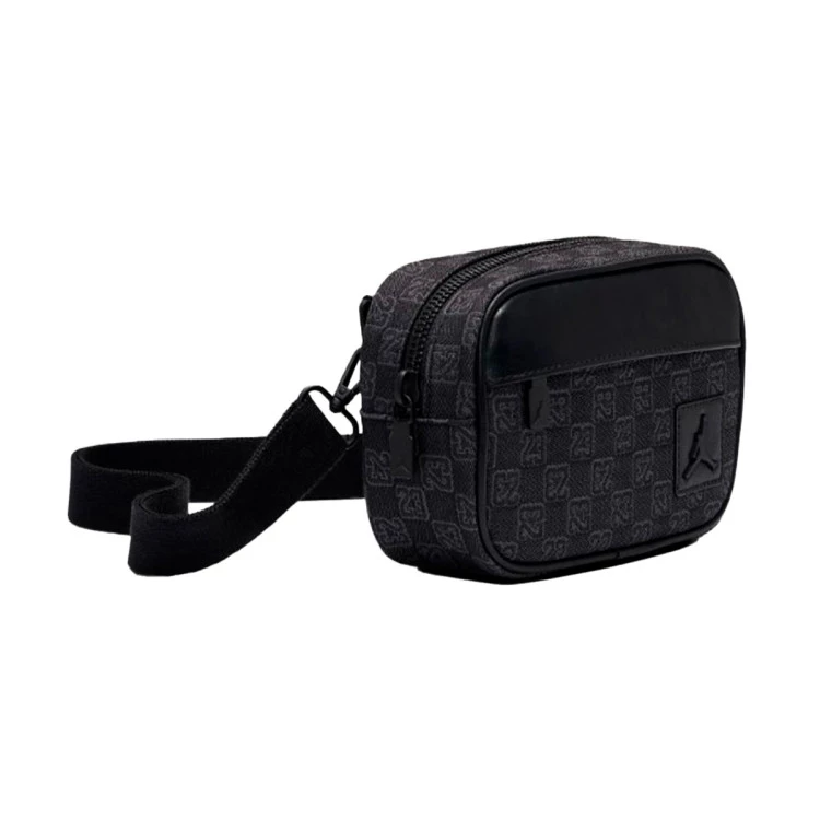 rinonera-jordan-monogram-camera-bag-1,5l-black-1