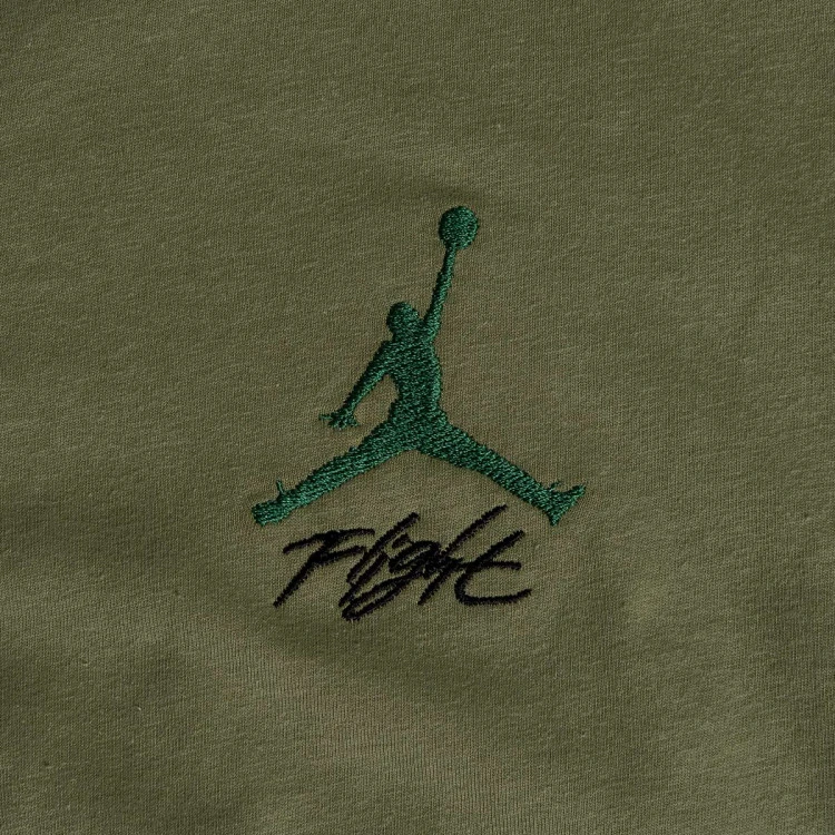 camiseta-jordan-boston-celtics-courtside-statement-nino-negro-3