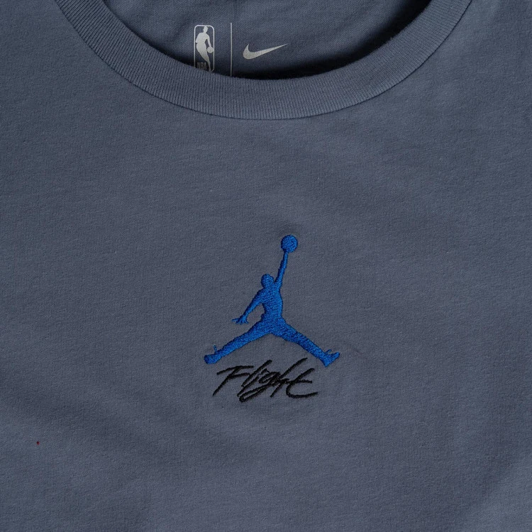 camiseta-jordan-dallas-mavericks-courtside-statement-nino-negro-2