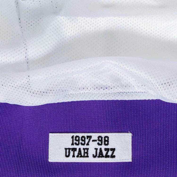 chaqueta-mitchellness-nba-authentic-warm-up-utah-jazz-1997-98-purple-6