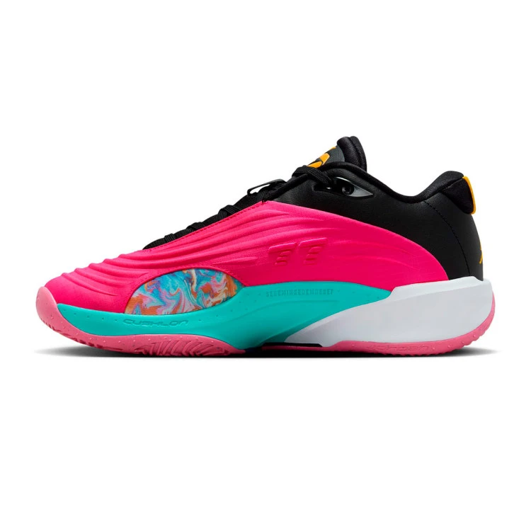 zapatillas-jordan-luka-3-imaginarium-pink-prime-university-gold-black-2