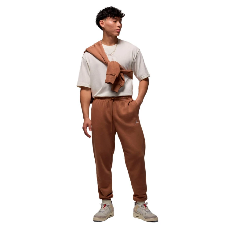 pantalon-largo-jordan-brooklyn-fleece-archaeo-brown-white-5