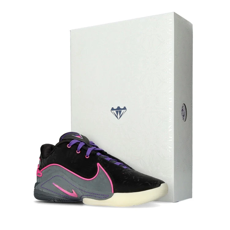 zapatillas-nike-lebron-22-tunnel-vision-black-laser-fuchsia-dark-grey-8