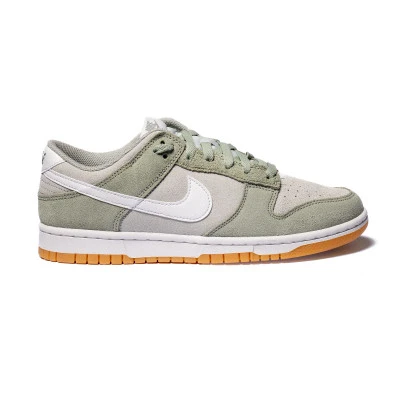 Dunk Low Retro SE Trainers