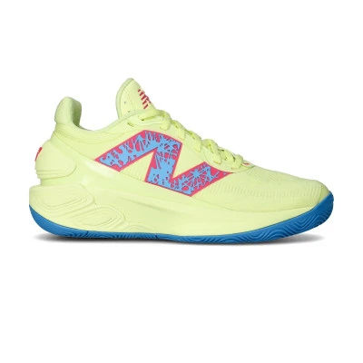 Two Wxy V5 Basketball Shoes