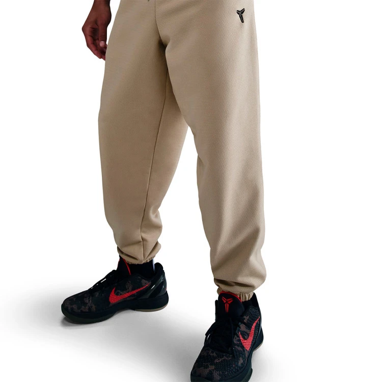 pantalon-largo-nike-kobe-bryant-therma-fit-desert-khaki-black-3