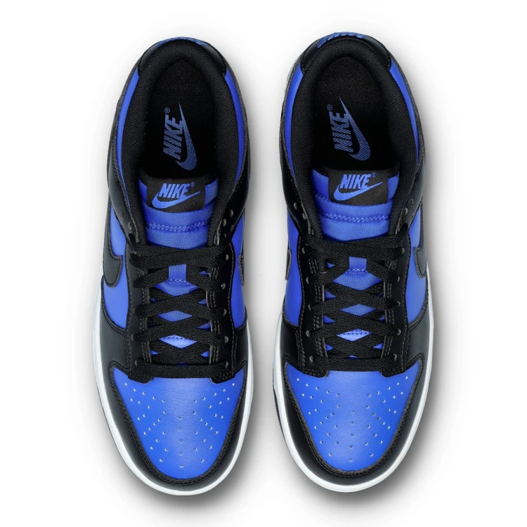 zapatilla-nike-dunk-low-retro-hyper-royal-black-white-4