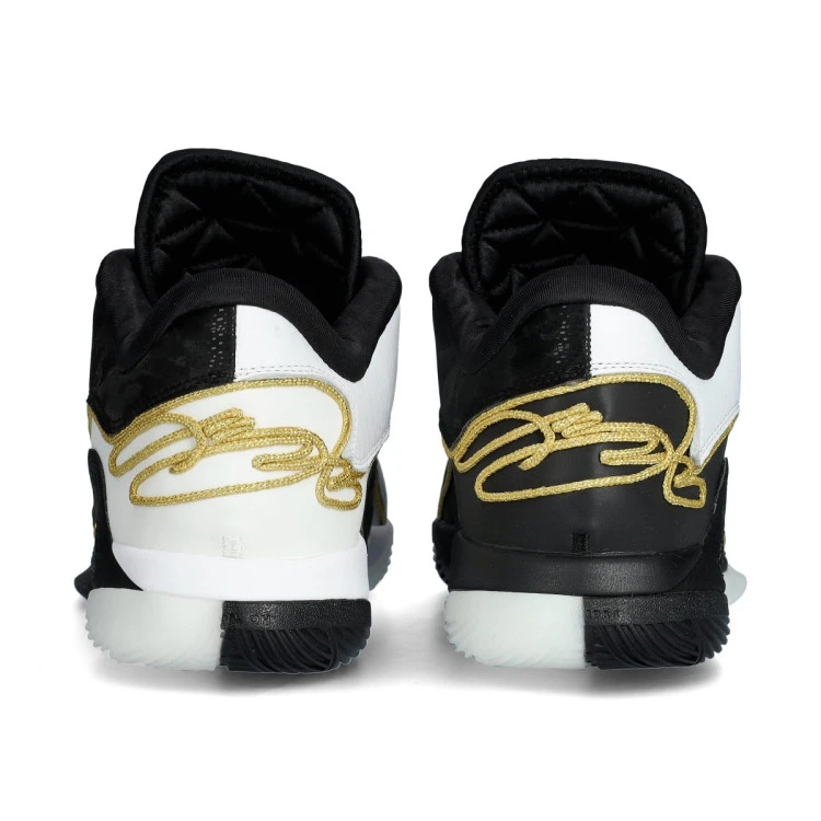 zapatillas-nike-lebron-22-mogul-white-black-metallic-gold-4