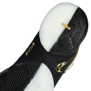 OUTSOLE-2