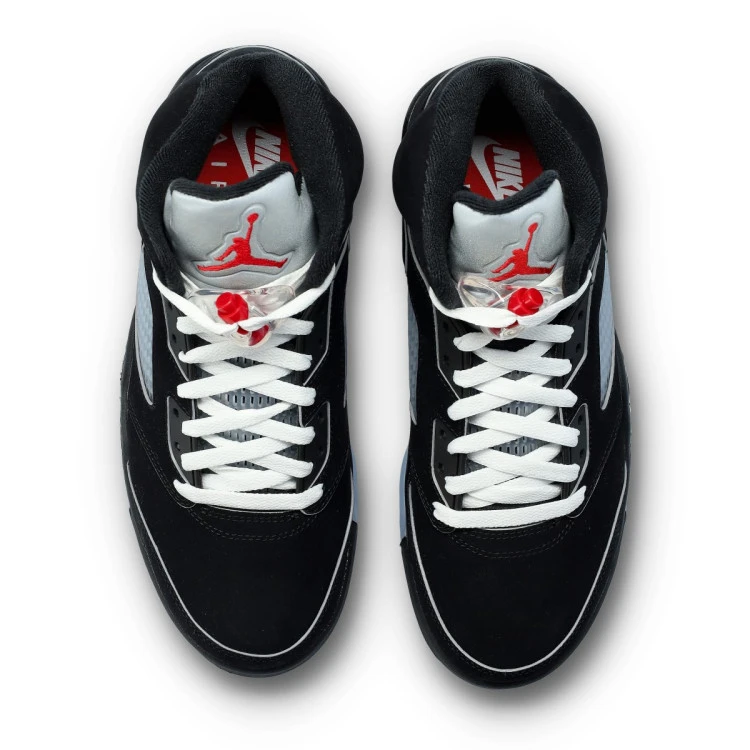 zapatilla-jordan-air-jordan-5-retro-reimagined-black-white-metallic-silver-fire-red-5