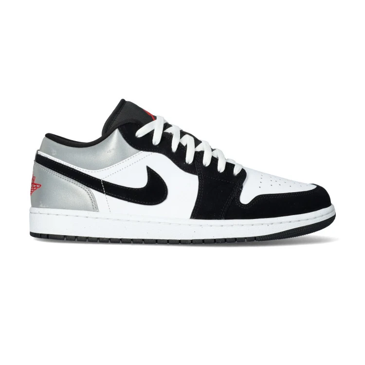 zapatilla-jordan-air-jordan-1-low-se-white-fire-red-black-matte-silver-1