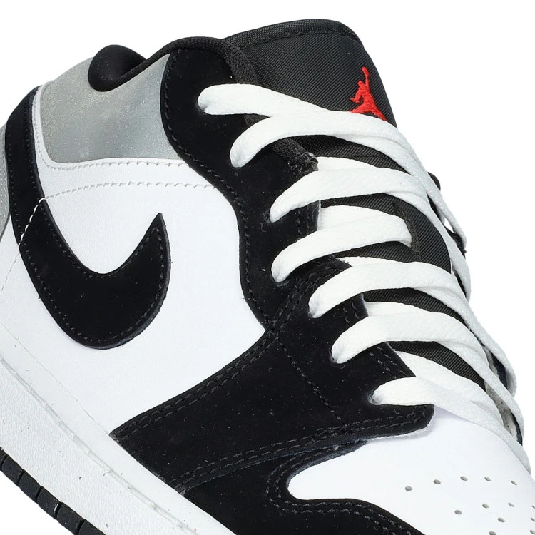 zapatilla-jordan-air-jordan-1-low-se-white-fire-red-black-matte-silver-7