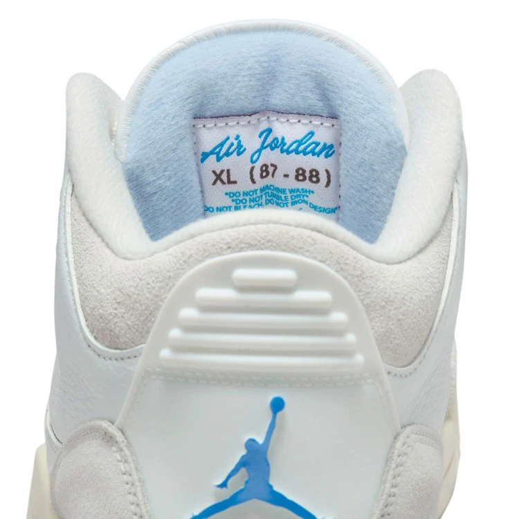 zapatilla-jordan-air-jordan-3-retro-lucky-shorts-summit-white-hydrogen-blue-legend-blue-8