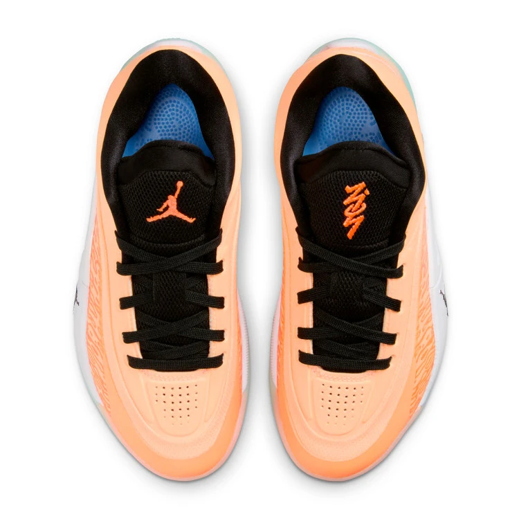 zapatillas-jordan-zion-4-forged-in-fire-nino-cone-ice-peach-black-white-5